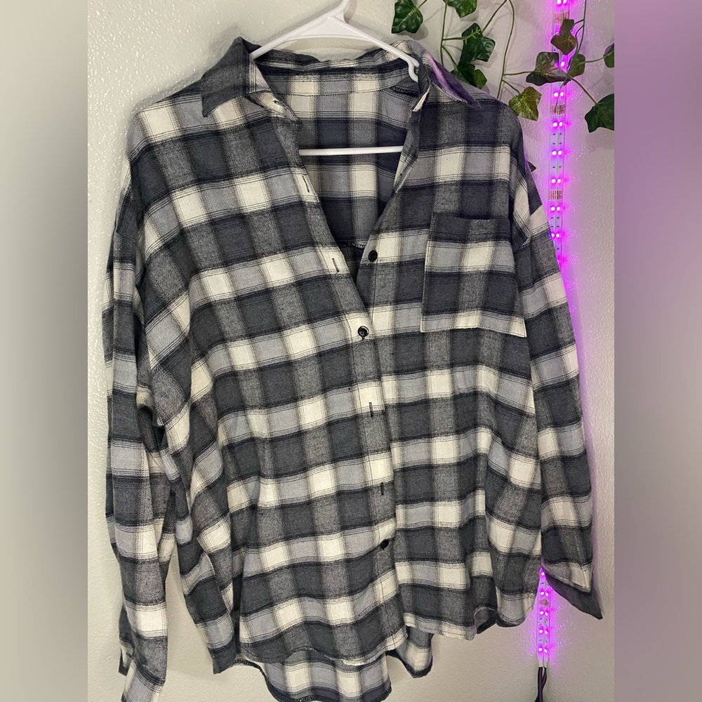 SHEIN White and Black Trendy Flannel for Effortless Style